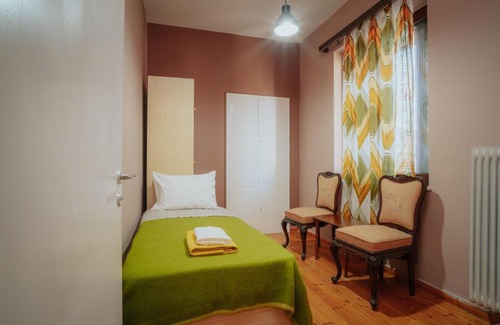 Kalavrita Maison | Kalavrita downtown 3 bedrm house for 6 pers by MPS