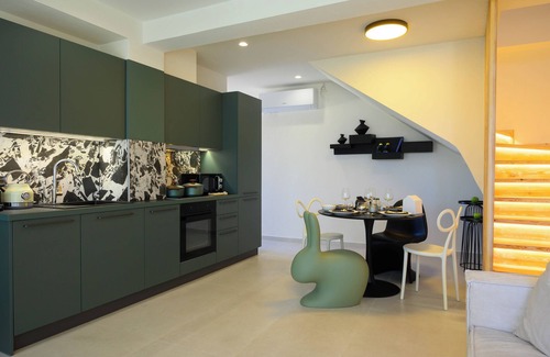 Istron Maison | Kalos Luxury Homes, Sea Loft II Private Jacuzzi
