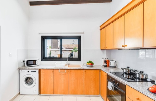 Peyia Town Maison | Kamara Boutique Guest Houses by Ezoria - Katoi