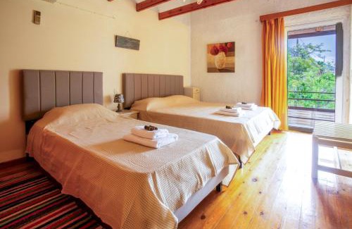 Akrotiri Maison | Kamera House - 10 min to Seitan Limania Beach