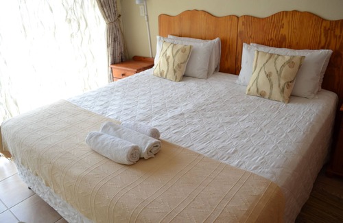 Moses Kotane Maison | Kamogelo Guest House