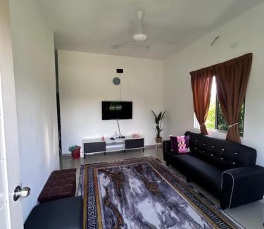 Durian Tunggal Maison | Kampung Boi Homestay