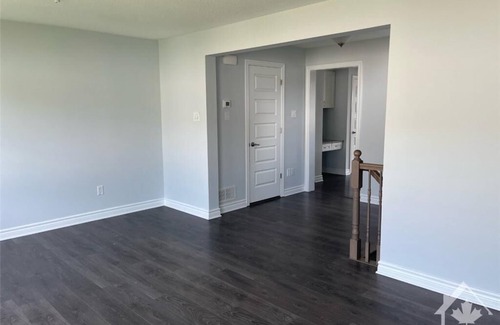 Ottawa Division Maison | Kanata 3bed/2.5Bath/Sleeps 10/2000sqft Luxury End Unit Townhouse/UpgradedKitchen