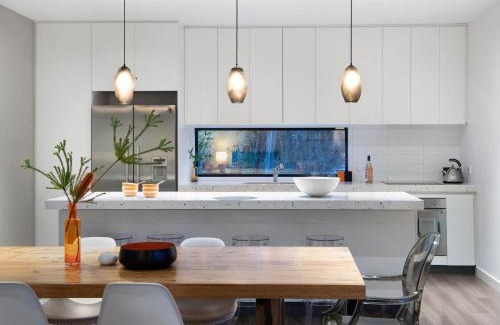 Daylesford Maison | Kangary - bush retreat with outdoor spa