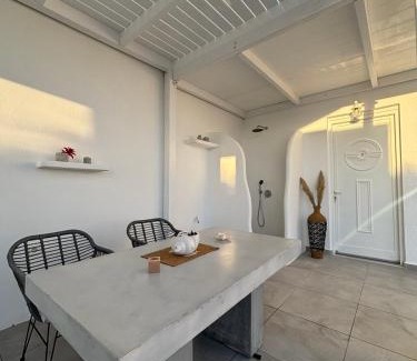Adamas Appartement | Kapetan Giannis Suite
