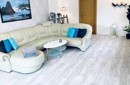 Graal Mueritz Appartement | Kapitäns HUS - Ganzes Haus - Kapitäns Hus-familienfreundliches Ferienhaus Nahe zum Strand