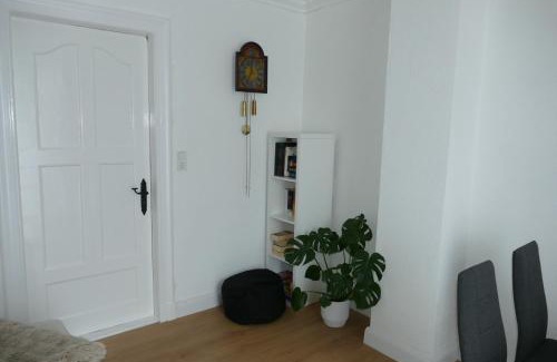 Brunsbuttel Appartement | Kapitänshaus Schäfer App Steuermann