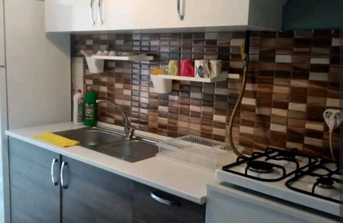 Karsiyaka Appartement | Karşıyaka merkezde sahilin bir alt sokagında rahat huzurlu şirin bir evim