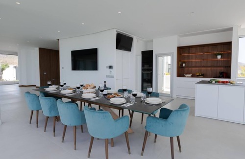 El Madronal Villa | KARAT Villa Fibonacci