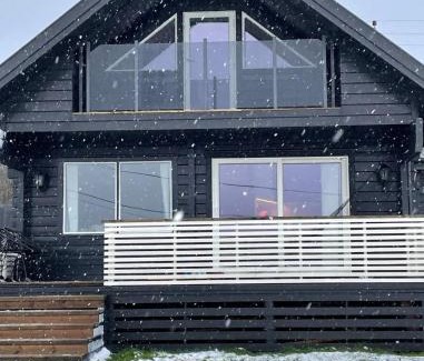 Lyngen Maison | Karnes Lodge