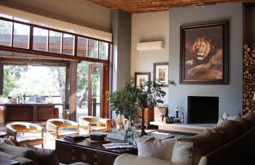 Maruleng Cabine | Karongwe - Becks Safari Lodge