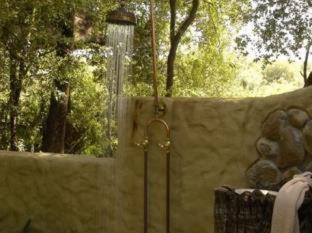 Maruleng Cabine | Karongwe - Kuname Safari Lodge