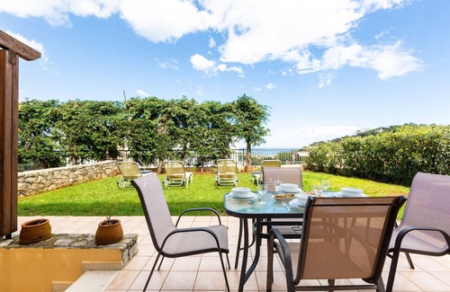 Karoti Appartement | Karoti 3- 3 bedrooms in a complex with shared pool