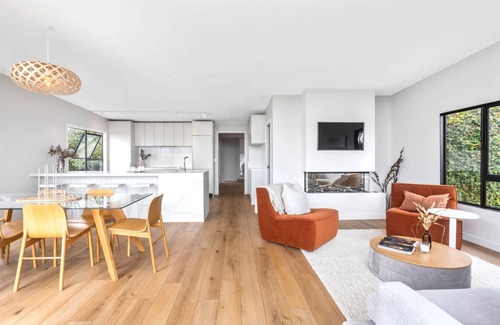 Oneroa Maison | KARU HOUSE | Coast & Country
