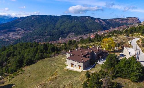 Synikia Mesi Trikalon Hôtel | Karyatis Resort