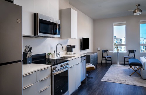 Reno/Tahoe Airport Appartement | Kasa | Cozy Studio + Game Room Access | Reno