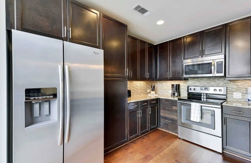 Waller Creek District Appartement | Kasa | Austin | Central 2BD/2BA Apartment