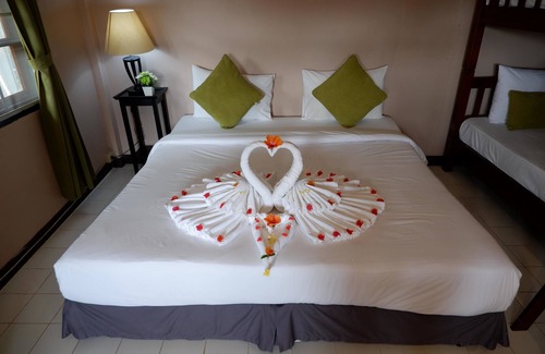 Kata Hôtel | Kata Beachwalk Hotel and Bungalows