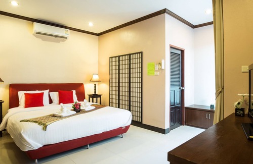 Kata Hôtel | Kata Beachwalk Hotel and Bungalows