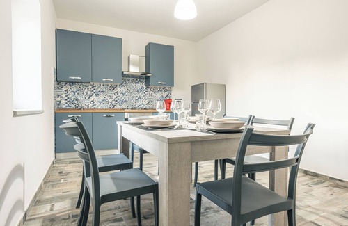 Castelnuovo Calcea Appartement | Katia House - Sunflowers Apartment