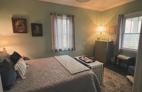Bluffton Autre | Katy Trail lodging 1 bedroom