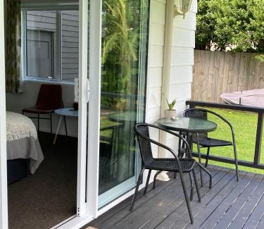 Katikati Maison | Kauri Point Village