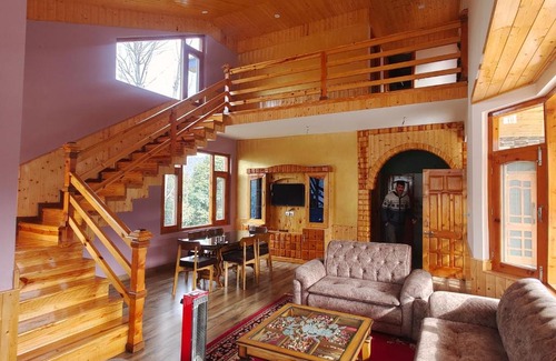 Chachyot Maison | Kavya Home Stay