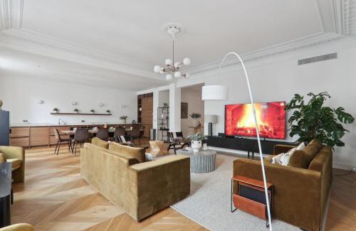 Madeleine Appartement | KAZA BELLA - Paris 8 Luxurious apartment close to Arc de Triomphe