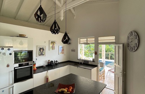 Riviere-Sens Villa | KAZANOU Belle villa avec vue mer et emplacement de choix