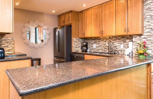 Honokowai Copropriété | KBM Resorts | Spacious 6-Bedroom Mahana Collection | Multi Unit Listing | Same Building | Ocean Front | 3 Free Rental Cars! MAH-301/419/611