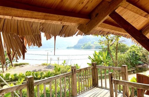 Da Bac Cabine | Ke Mountain and Lake Retreat