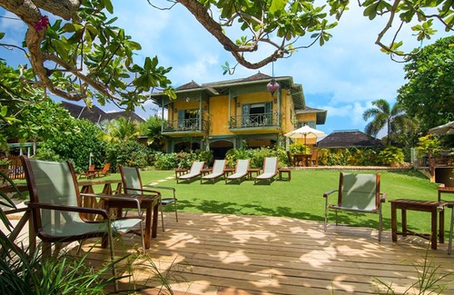 Discovery Bay Villa | Keela Wee on the Beach - Villa de luxe de 6 chambres à coucher au bord de la plage privée à Discovery Bay