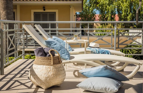 Lassi Appartement | Kefalonia Lassi apartments: stylish 2 bedroom villa by Makris Gyalos beach