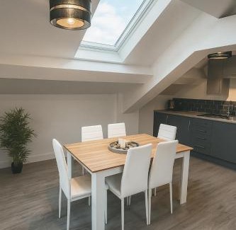 Clayton Appartement | Kehoe's Penthouse Near Etihad Stadium & Coop Live Arena Sleeps 4
