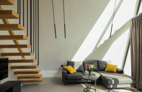 Artavaz Cabine | Kelejyan's
