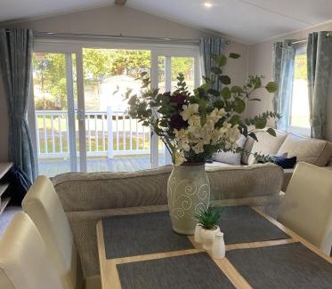 Clacton-on-Sea Maison | KellysHolidayHomes 26 Willerby 2 bedrooms caravan