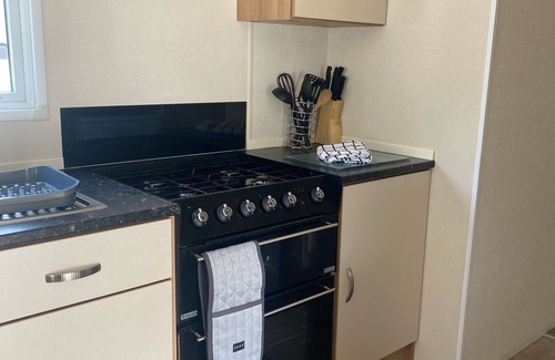 Clacton-on-Sea Maison | Kellysholidayhomes, Atlas, 3 bedroom Caravan, surrounded by nature