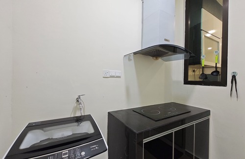 Kempas Appartement | Kempas Dsummit Residences by Antlerzone