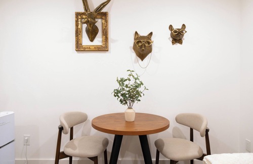 Town Center Appartement | Kennesaw Charm Suite- 3 min from Kennesaw, Private Entry & Pet Friendly!