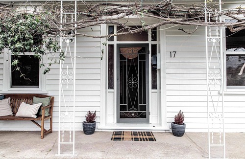 Ballarat Maison | Kent House Summary: W