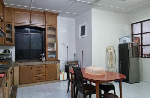 Lutong Maison | Kenyalang Lutong Homestay
