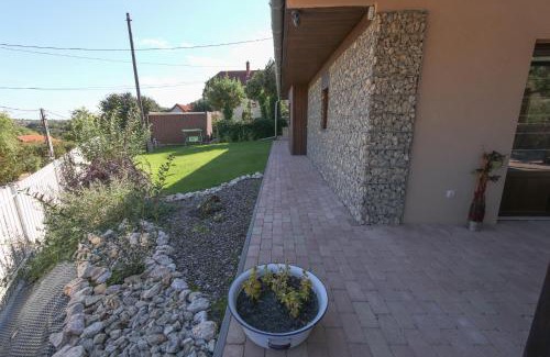 Szekszard Appartement | Kerékhegy Vendégház Szekszárd