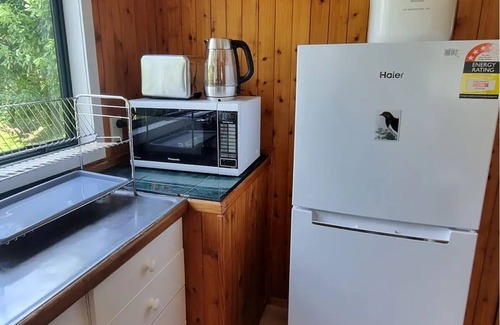 Whakamarama Maison | Kereru Cottage-Rural B&B near Tauranga,NZ.