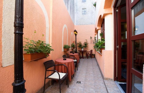 Gyor Lit Et Petit-Déjeuner | Kertész Panzió Győr