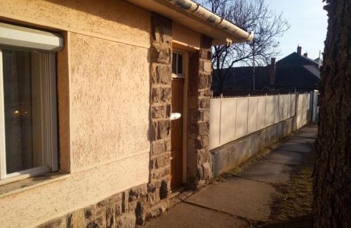 Gyongyos Appartement | Kert Övezeti Lakás