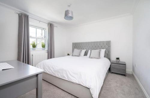 Eye Maison | Kestral House