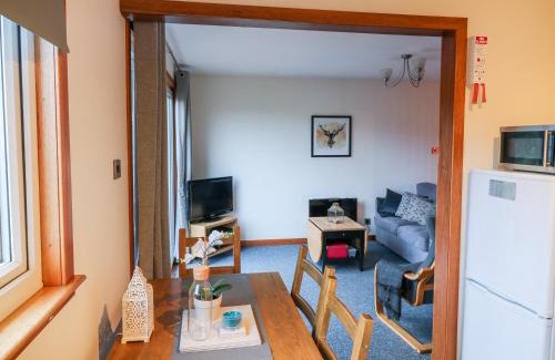 Dumfries Maison | Kestrel Lodge