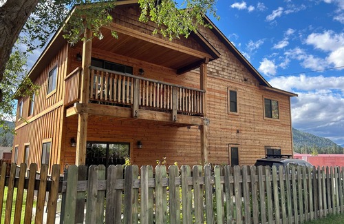 Bonner-West Riverside Maison | New,KettleHouse amphitheater, Blackfoot,Games,Fish,Ski,Bike,Hike and missoula