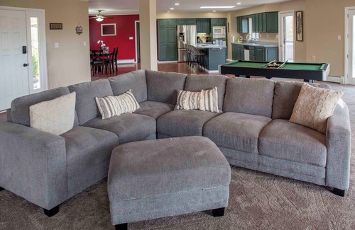 Hammondsport Maison | Keuka Glory-A beautiful home overlooking Keuka Lake!
