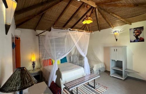 Ile de Dionewar Cabine | Keur Papaye